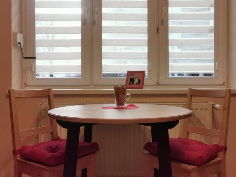 Little Big Red - Central Modern Studio Cracovia Esterno foto