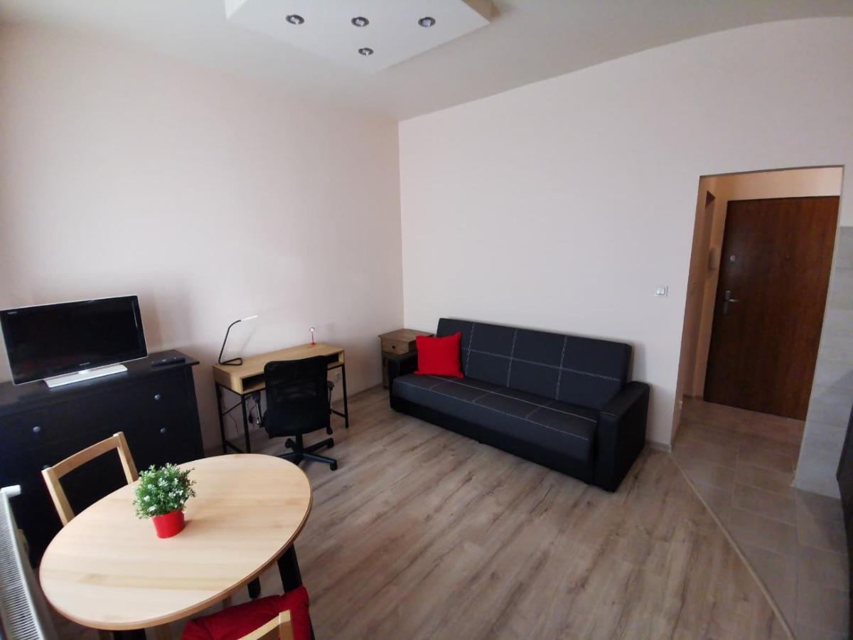 Little Big Red - Central Modern Studio Cracovia Esterno foto